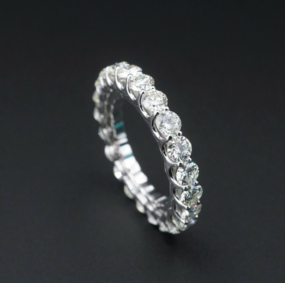 14k White Gold 2.75 carat Diamond Eternity Band Size 7 RG3008