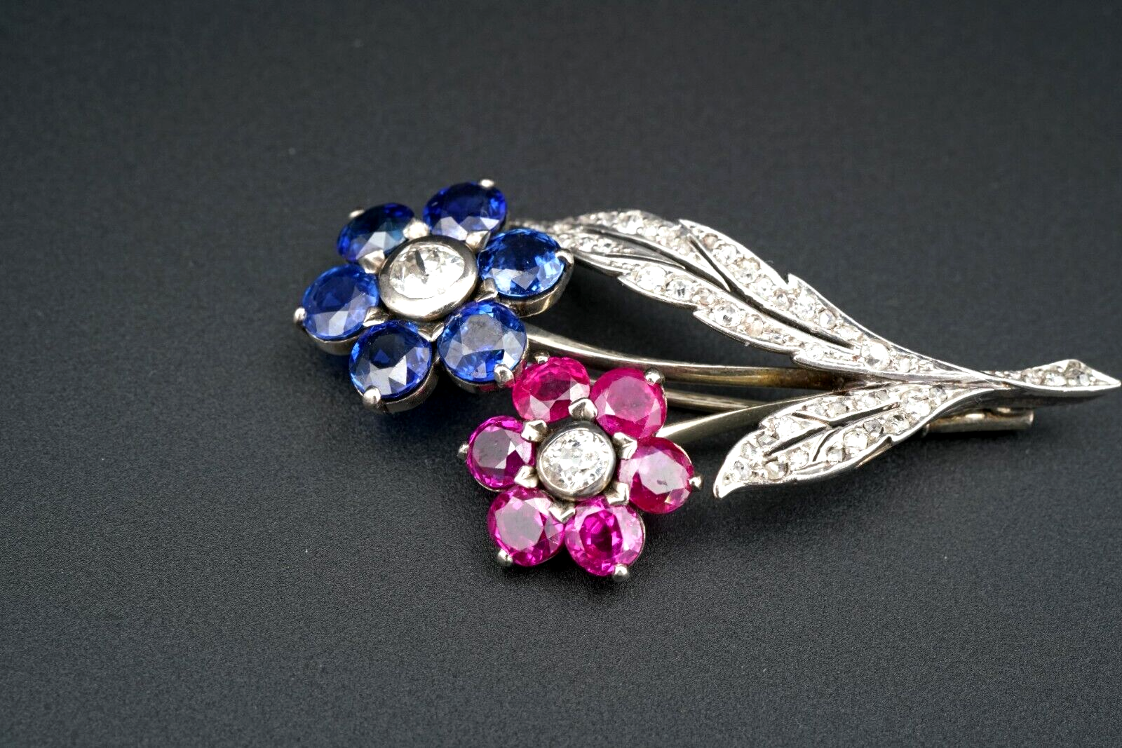Antique Platinum Gold 5ct Sapphire Ruby Diamond Floral Pin Brooch 1.9", view 8