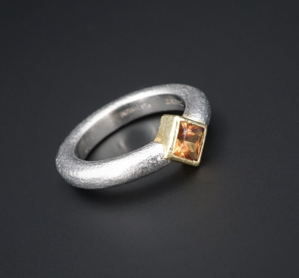 Matthew Trent Platinum 18k Gold Orange Sapphire "Donut" Ring Size 5.25, view 2