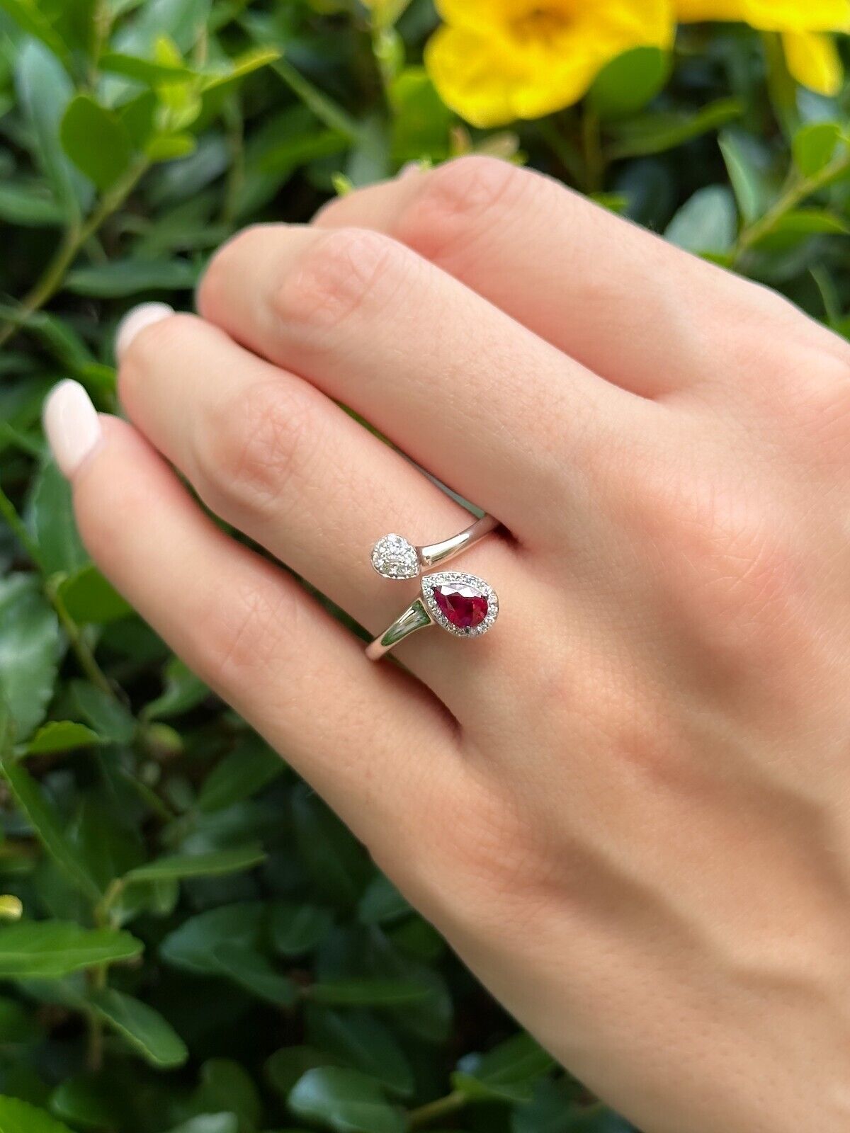Giorgio Visconti 18K Ring Diamond Ruby White Gold Bypass Moi et Toi Sz 6, view 3