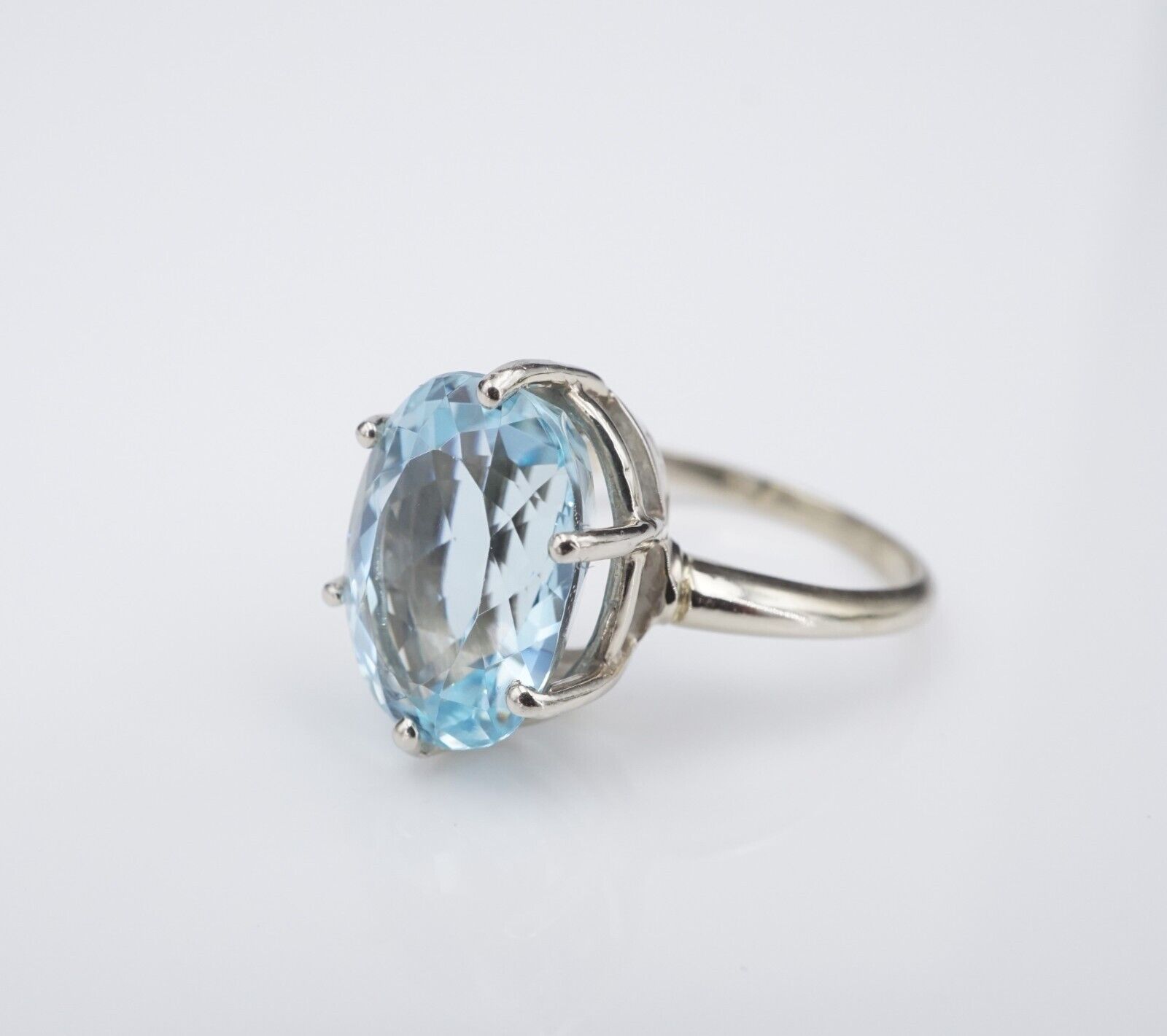14K White Gold Natural Aquamarine 6.5ct Cocktail Candy Ring Size 7.25, view 3
