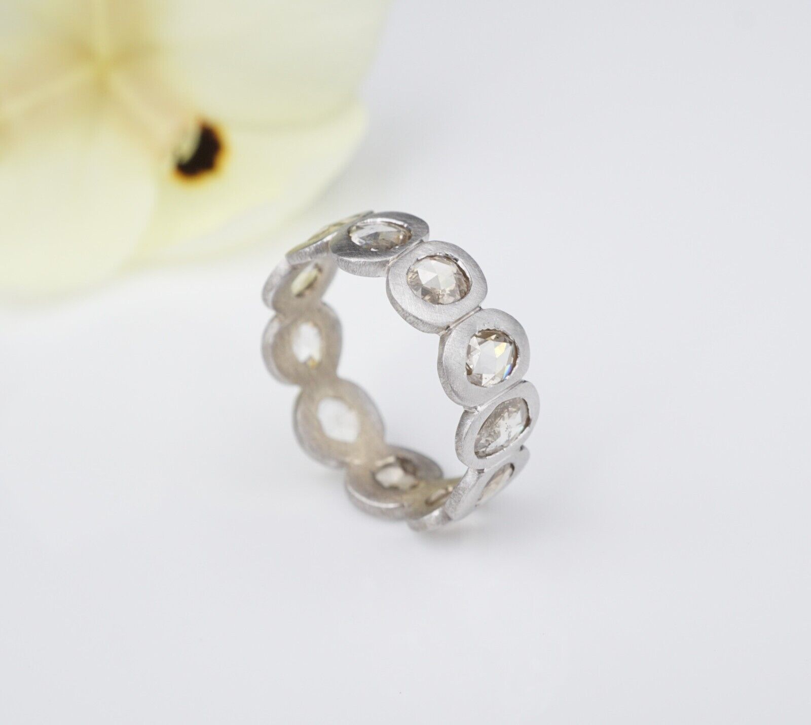 NEW 14k White Gold Diamond Slice 7mm Wide Eternity Band Ring Size 7, view 7