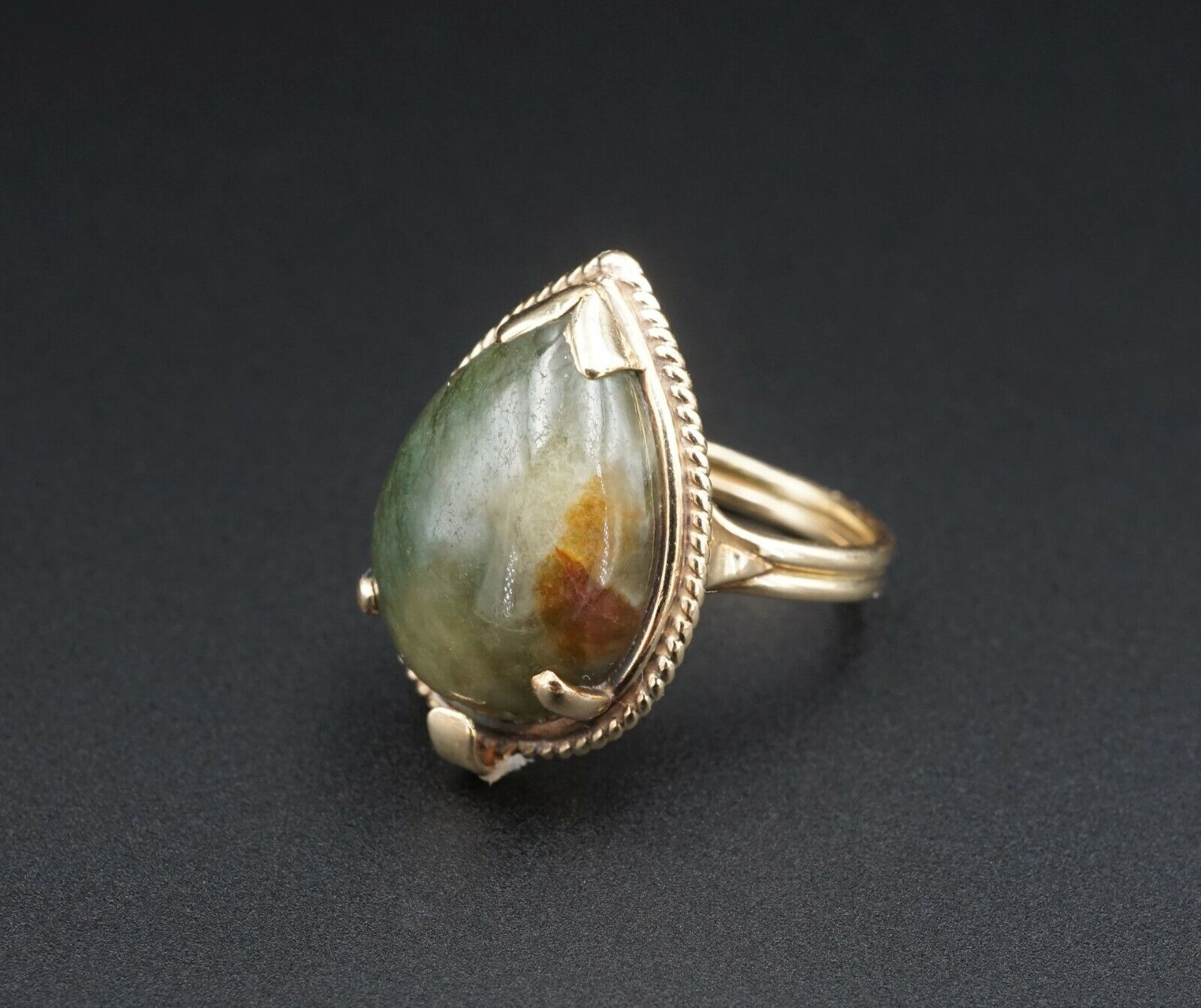 Vintage Ming's Jade Ring Bi-Color 14k Yellow Gold Size 5.5 13mm, view 3
