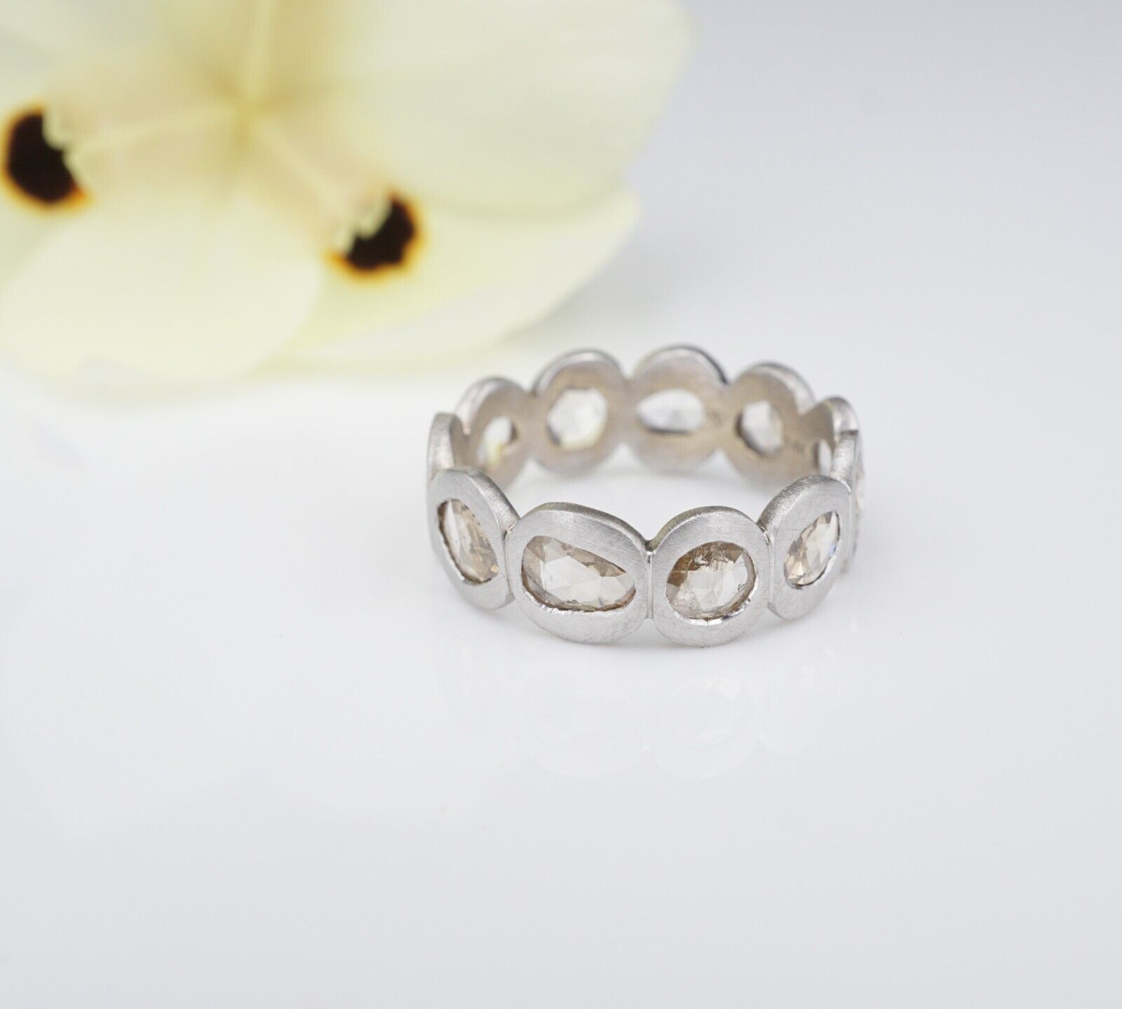 NEW 14k White Gold Diamond Slice 7mm Wide Eternity Band Ring Size 7, view 6