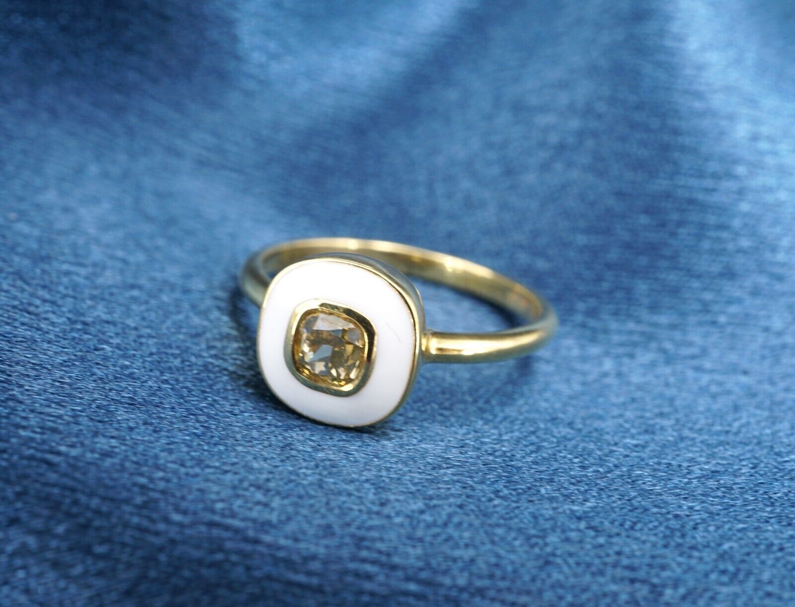 14k Gold Orange Diamond with White Enamel Halo Ring Sz 6.5 Circle Modern, view 4