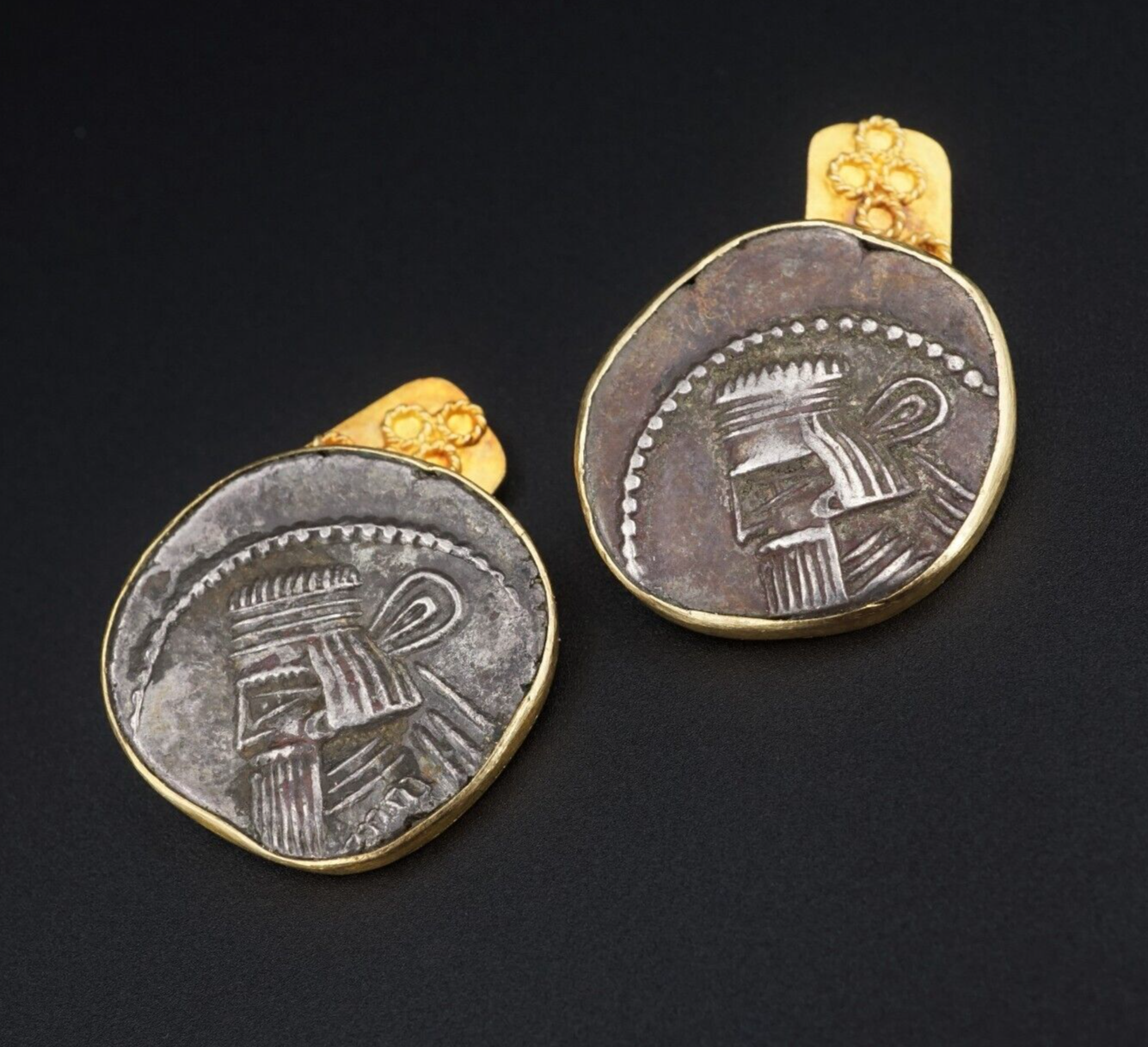 Luisa Del Valle 18k 20k Gold Ancient Parthan Artabanus Coin Cufflinks, view 1