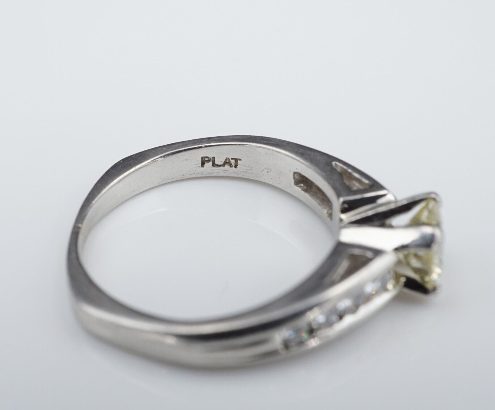 Scott Kay Platinum 1.32 ctw Diamond Euro Shank Ring Size 8, view 4