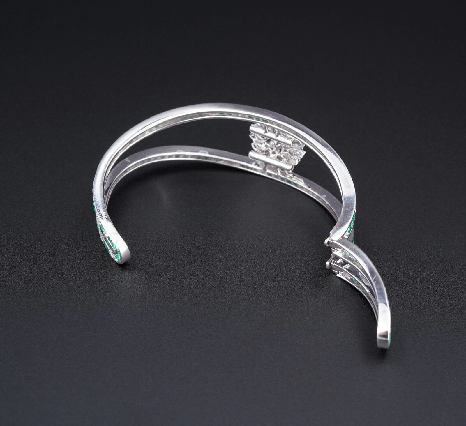 18k White Gold 4.5 carat Diamond Emerald Kick Cuff Bracelet 6.25", view 6