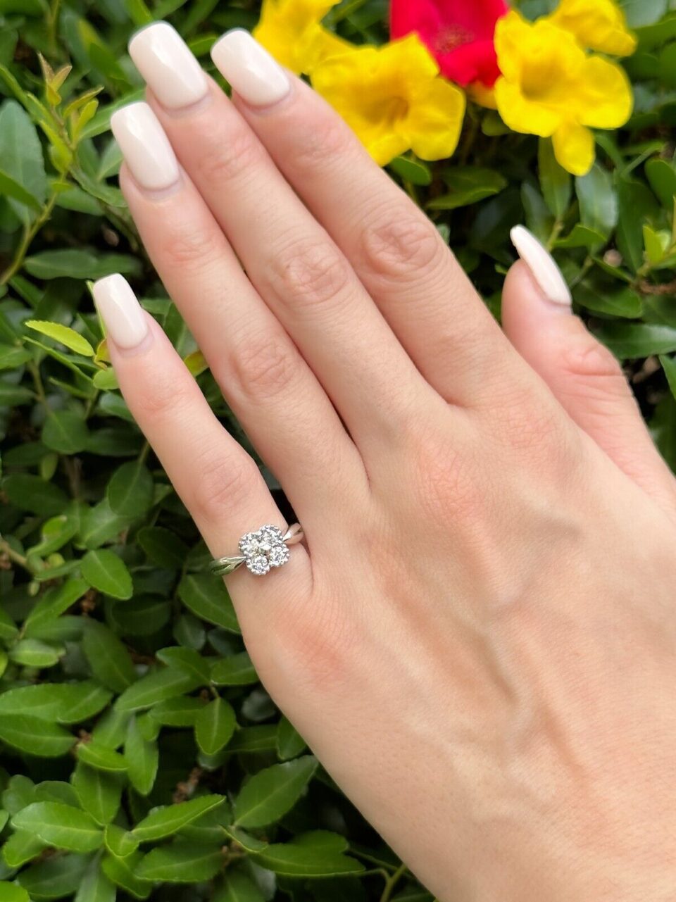 Van Cleef Arpels ARNO Diamond Clover Ring Size 4 18k White Gold VCA, view 2