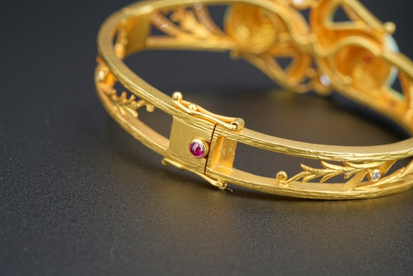 Masriera Enamel Diamond Bracelet Snail 18k Gold 6.25, view 4