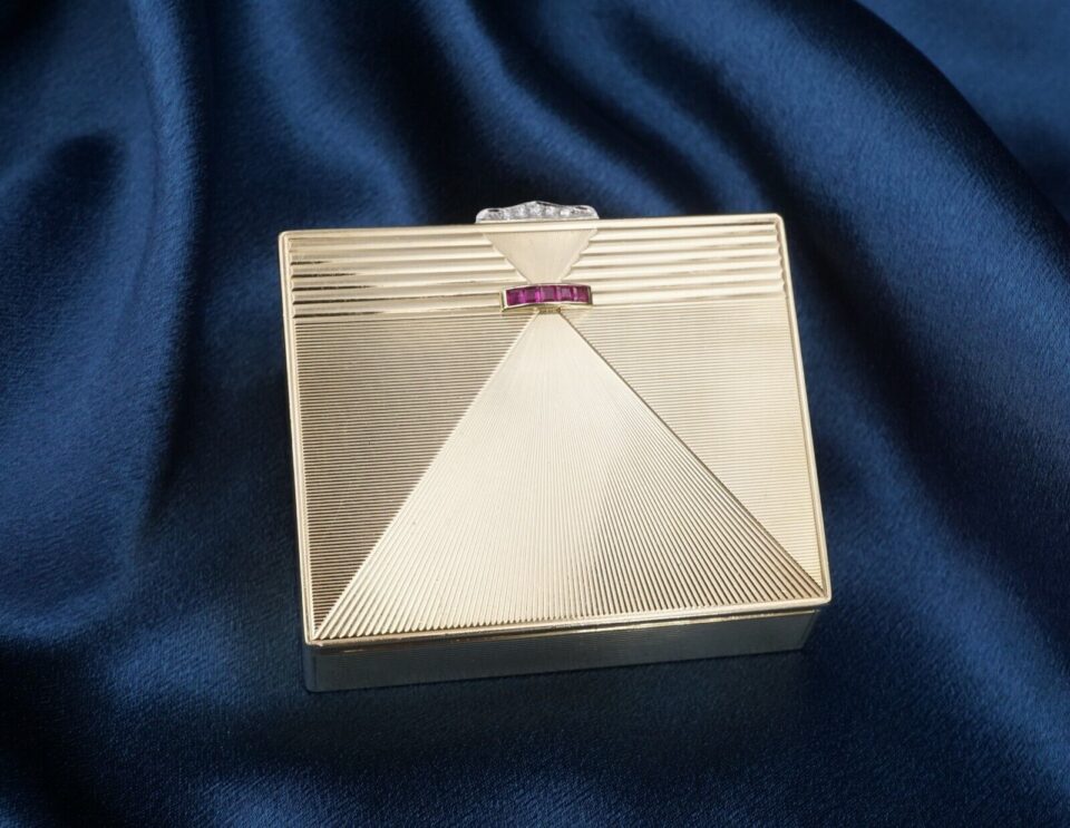 Vintage Tiffany & Co 14k Yellow Gold Diamond Ruby Pill Box 1940s Retro 3", view 2