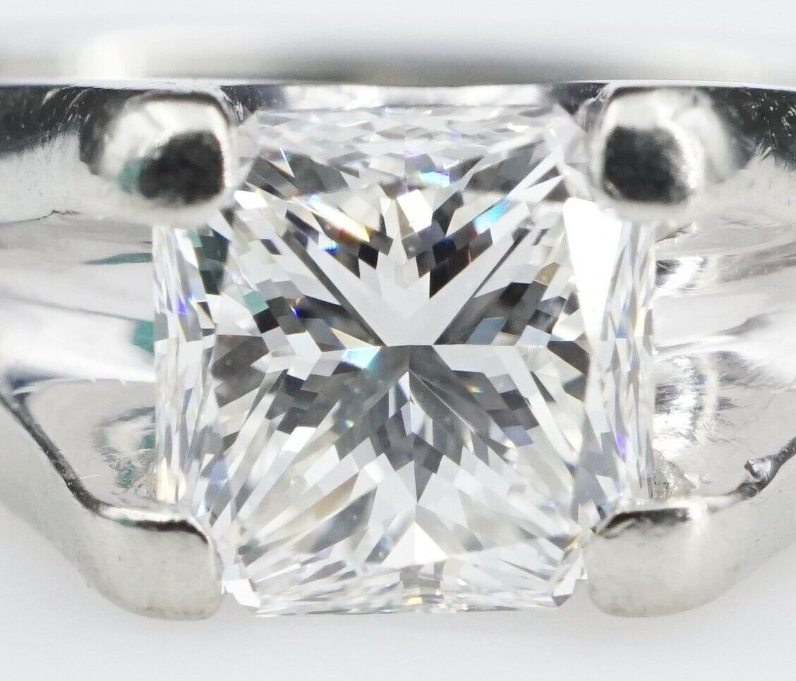 18k Gold 1ct Solitaire Princess Cut Diamond Engagement Ring Sz 5.25, view 3