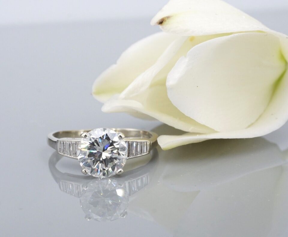 Vintage Diamond Engagement Ring 14k White Gold Solitaire Size 7 Vintage RG4367