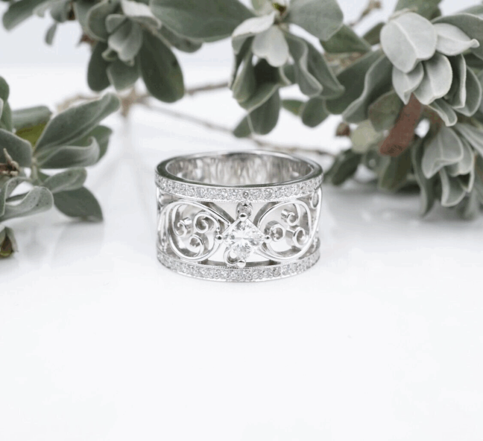 14k Diamond Wide Band Ring Filigree Scroll Size 8 Designer RG4506