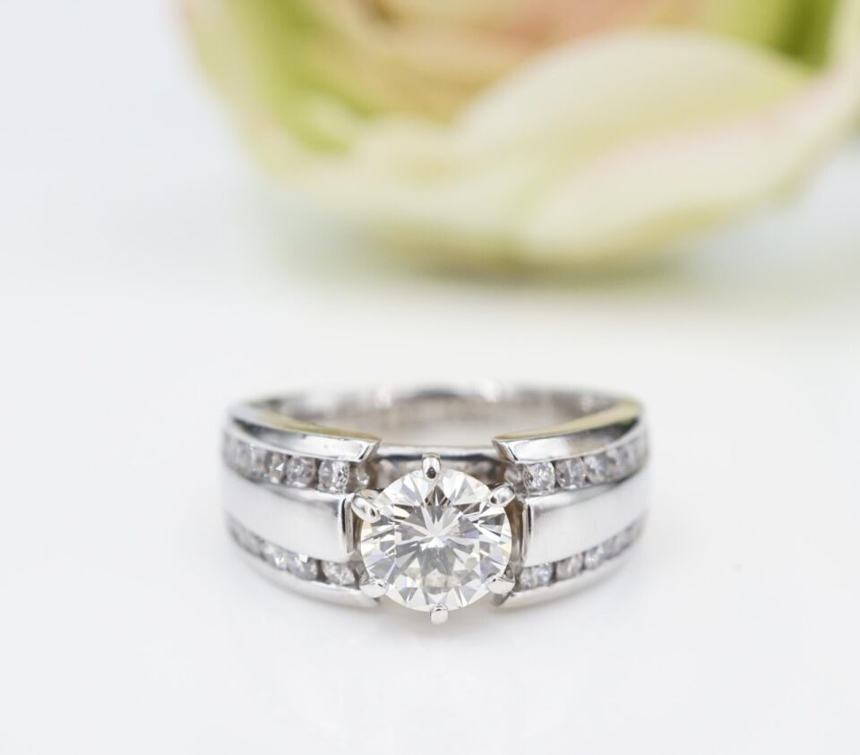 14k Diamond Engagement Ring White Gold 1.5 ctw Size 5.75 Natural Classic RG4462