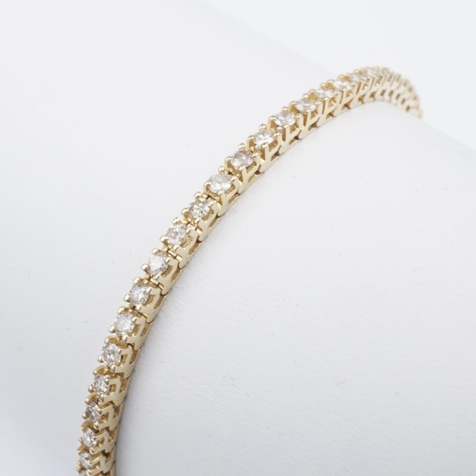 Natural Diamond Tennis Bracelet, 3.25 ctw, 14k Yellow Gold
