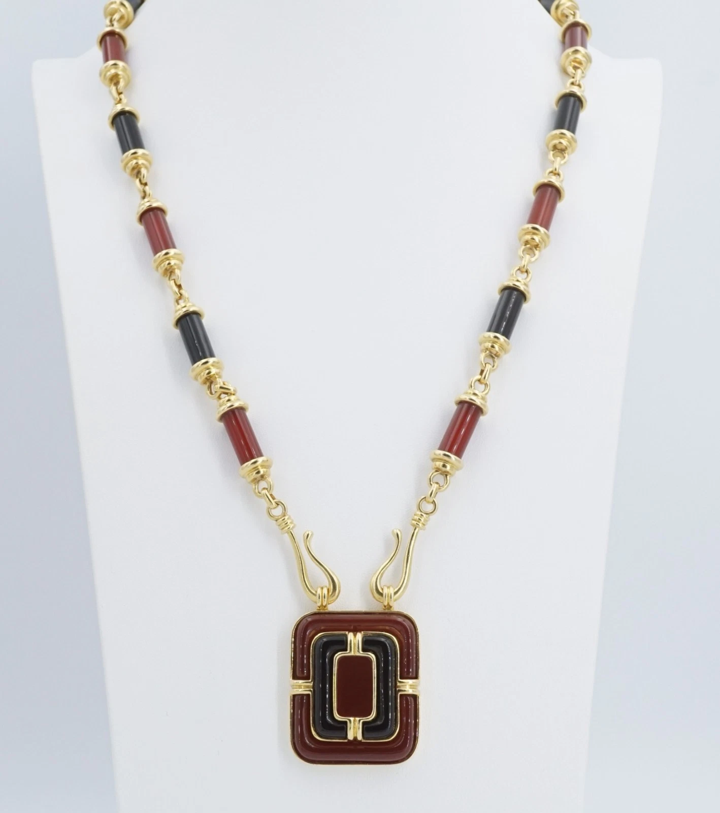 Tiffany Co 18k Carved Carnelian Onyx Inlay Pendant Necklace 28" Rare, view 8