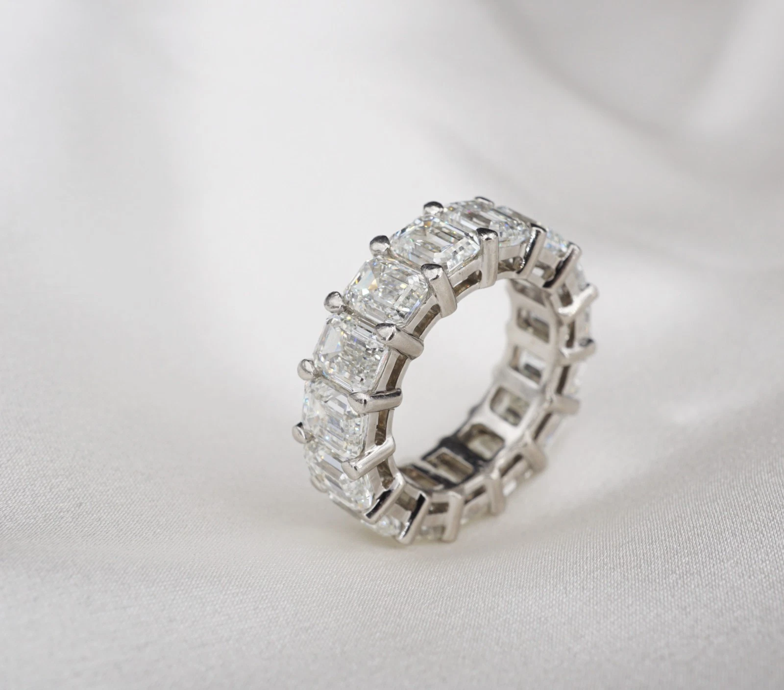 Platinum 9 ctw Emerald Cut Diamond Eternity Band Ring Size 4 GIA G VS, view 8