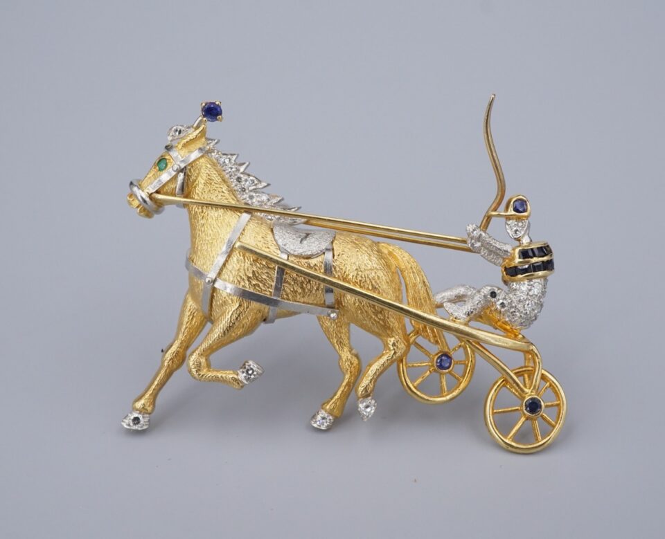 Trotting Horse and Sulky Driver Brooch Vintage 18K Gold Platinum Diamond OG550