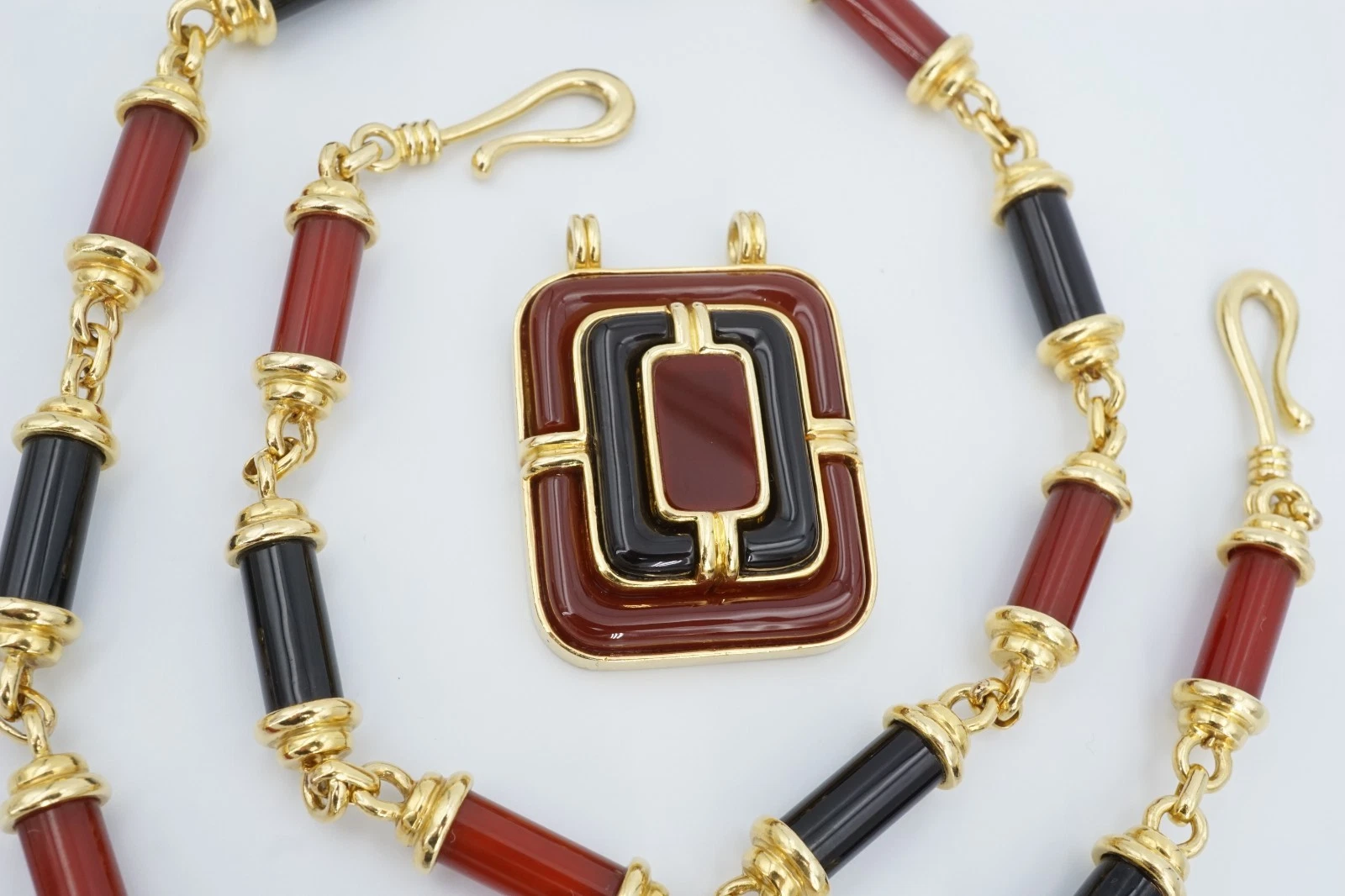 Tiffany Co 18k Carved Carnelian Onyx Inlay Pendant Necklace 28" Rare, view 6