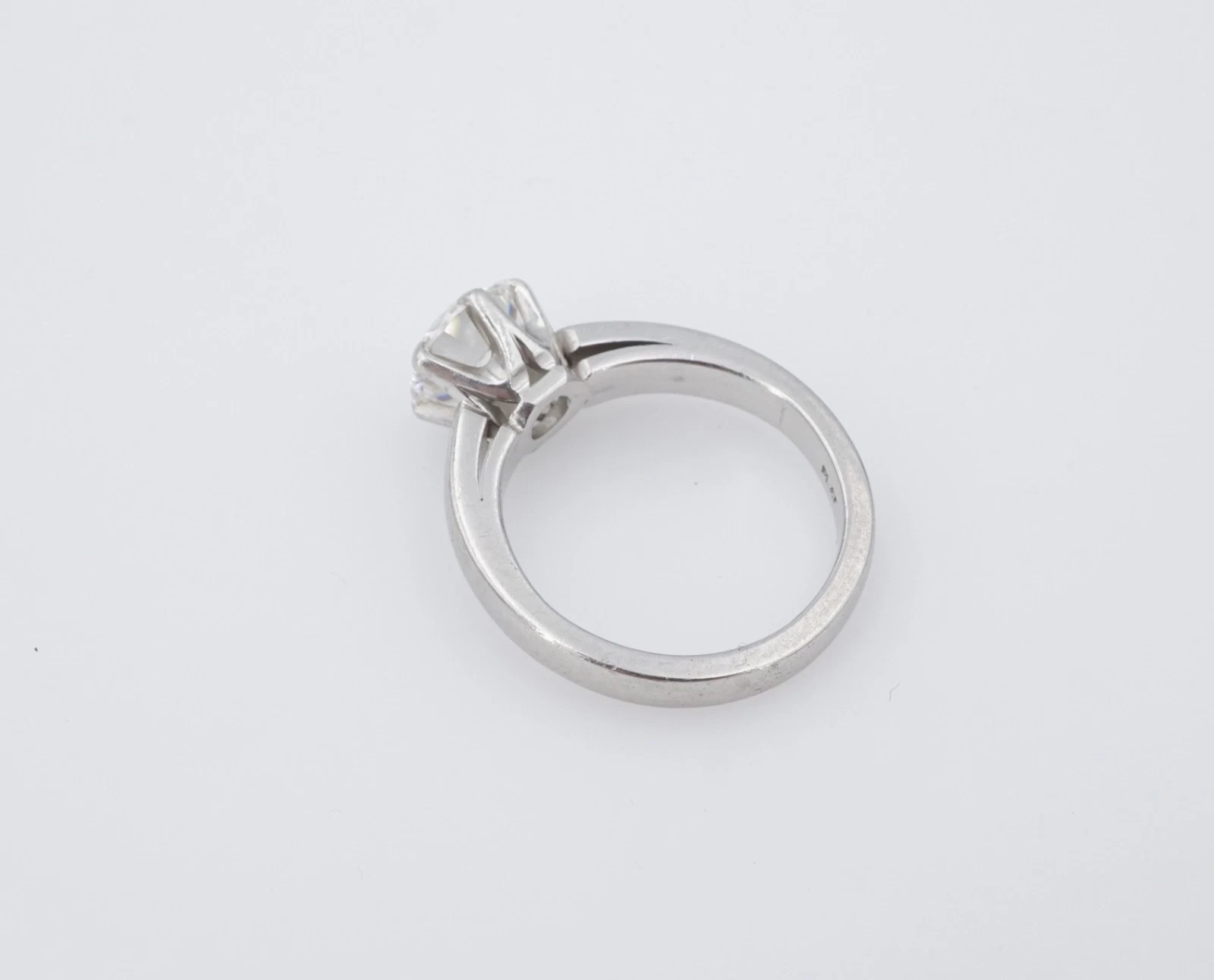 Diamond Engagement Ring Platinum GIA VS2 Solitaire 1.61ct Size 5.5, view 4