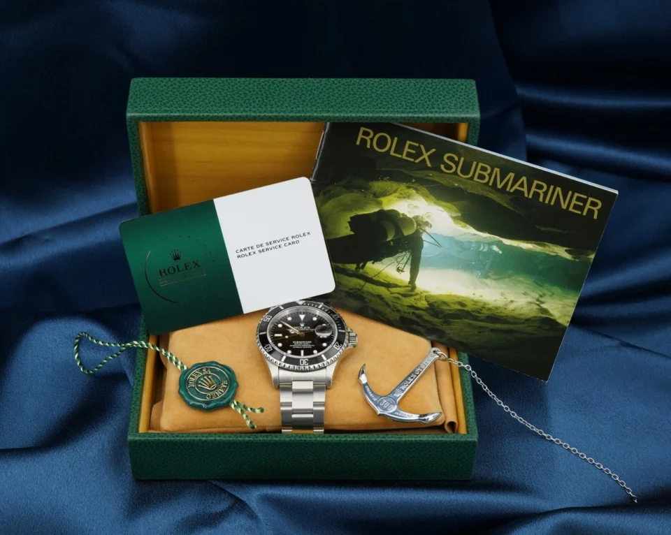 1995 Rolex Submariner Date 16610 Black Dial 40mm RSC Warranty Box Anchor W1442