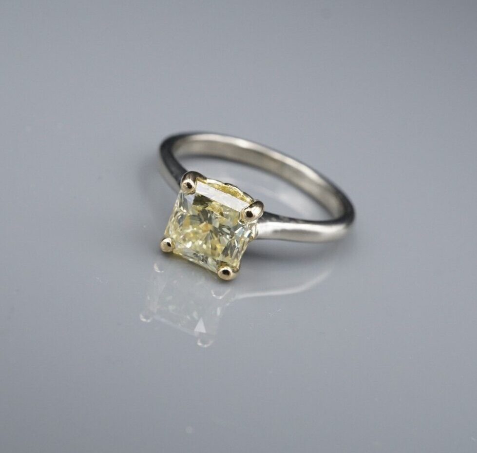 GIA Fancy Yellow Diamond Engagement Ring 18k Gold 2.3 carat Size 7 New, view 4