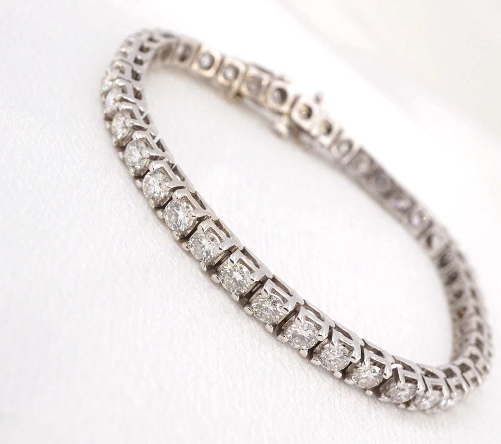 18k Natural Diamond Tennis In-line Bracelet 8 carat White Gold 7", view 5
