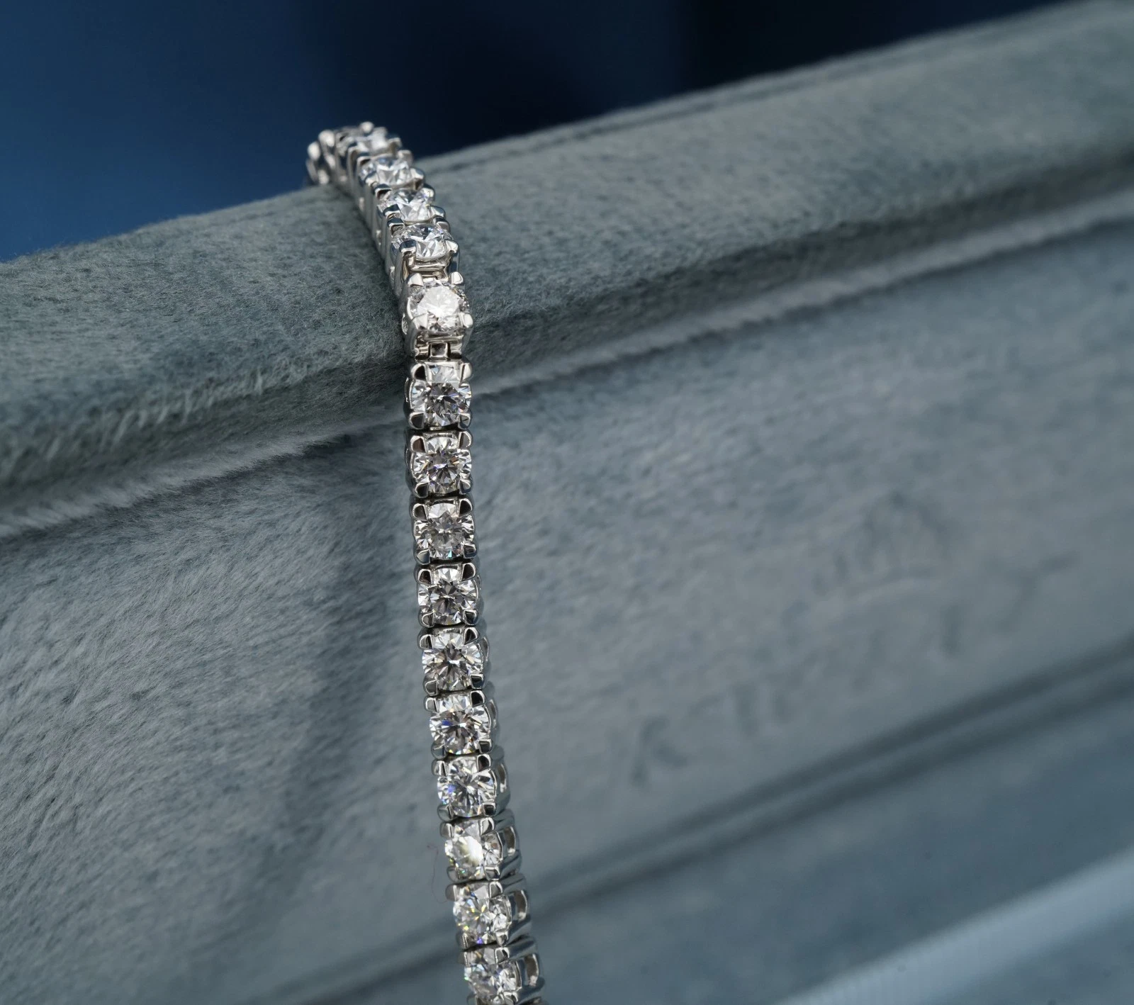 Kwiat Platinum Diamond Tennis Bracelet Natural 4 ctw 7" Designer Cert Box, view 4