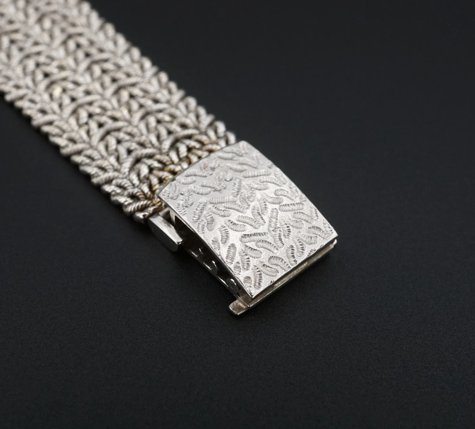 Vtg Chopard 18k Gold Black Opal Diamond Bezel Woven Cocktail Watch 27mm, view 6