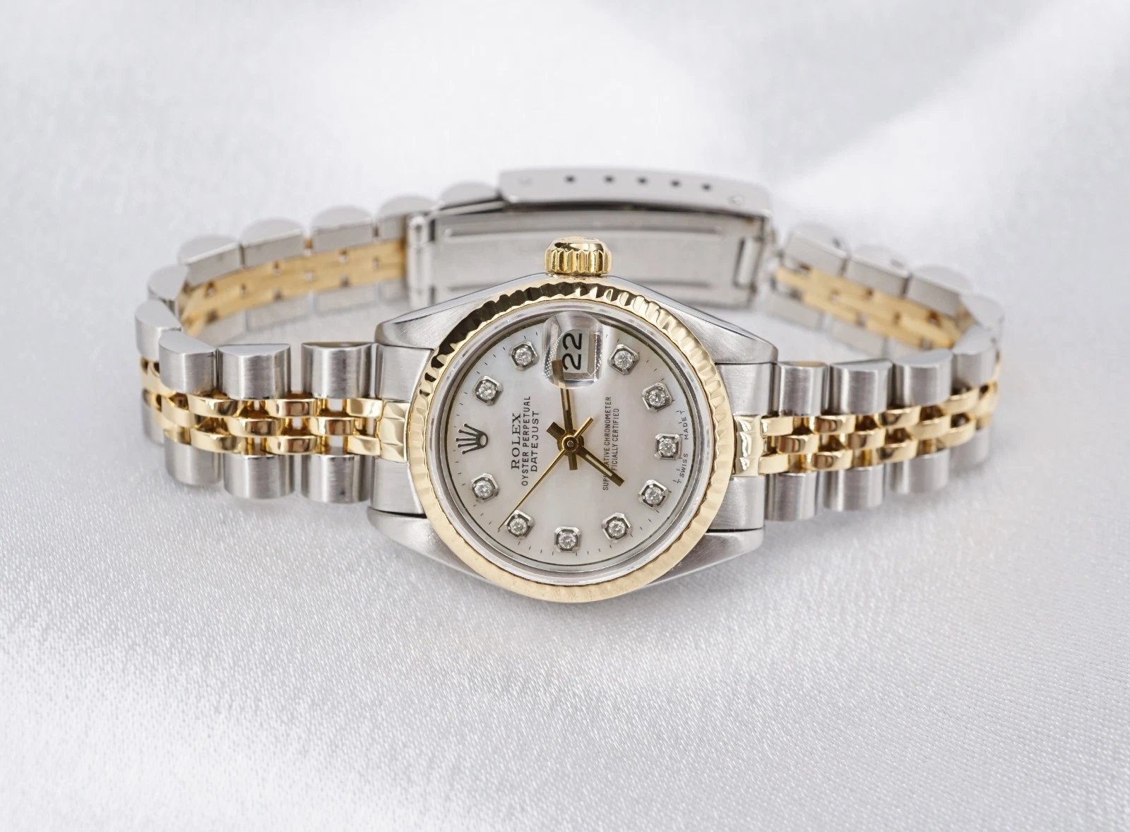 Ladies Rolex Diamond MOP 69173 SS 18k 1985 26mm Jubilee Warranty Watch, view 3