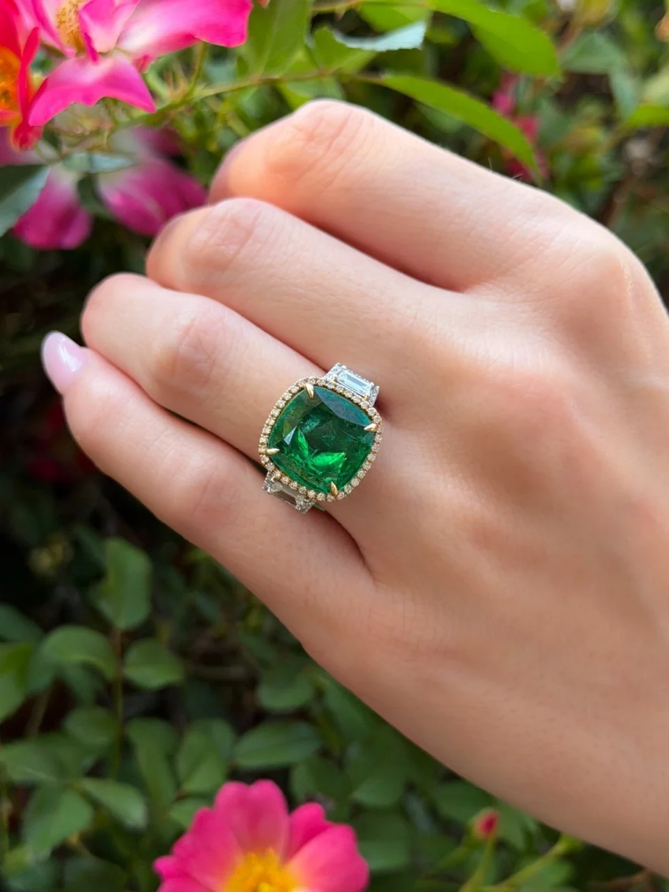 18k Gold 8.3ct Natural Emerald Diamond Halo Cocktail Ring Size 6 AGL Cert, view 11