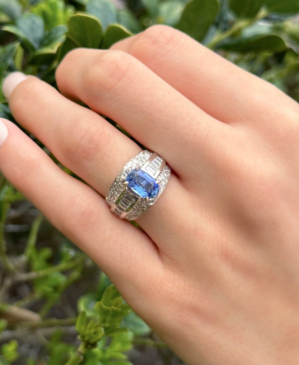 14k Natural Blue Sapphire Diamond Cocktail Ring White Gold Size 5 Vintage shown worn