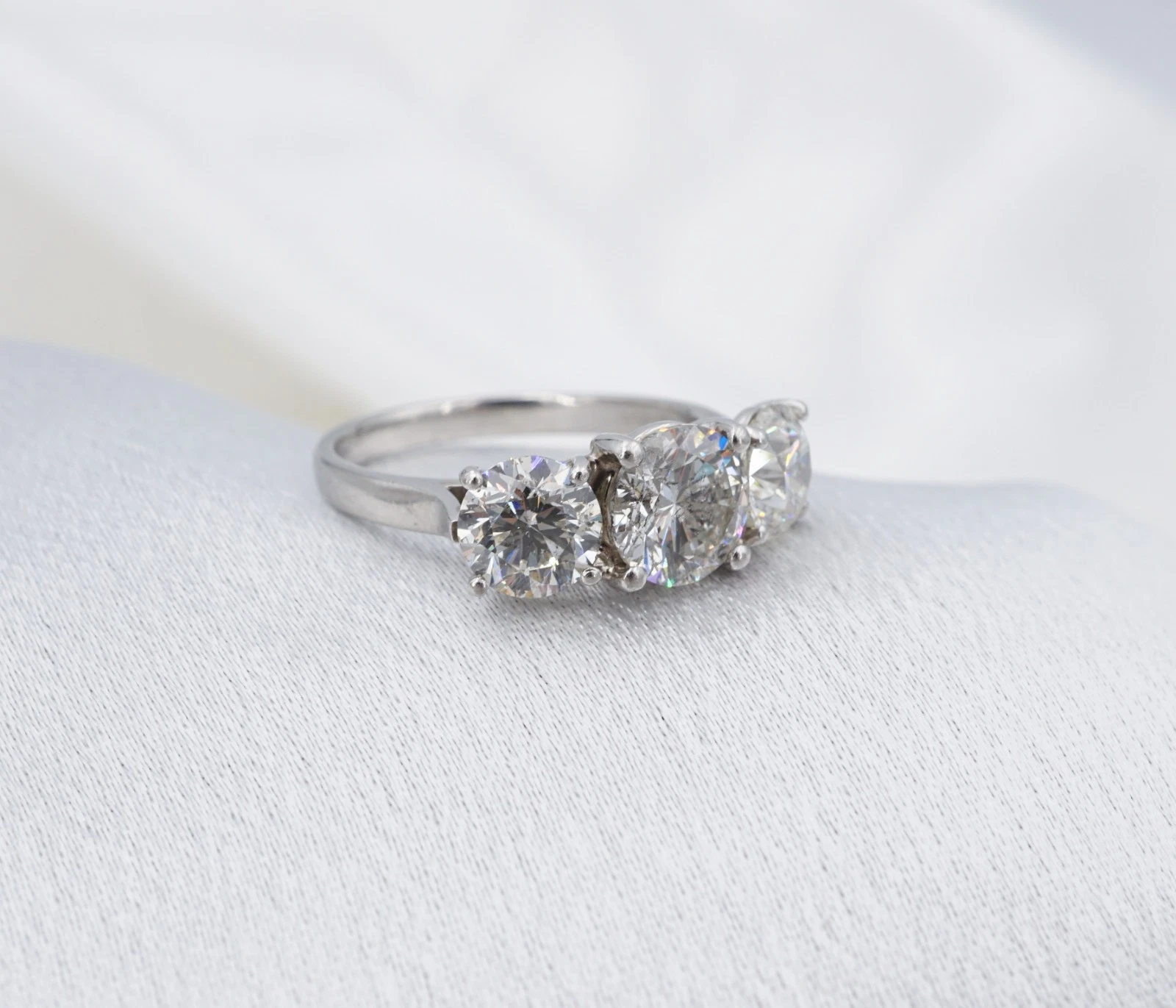Vintage Natural Diamond 3.4cttw Engagement Ring Sz 7.25 Platinum 3 Stone, view 5