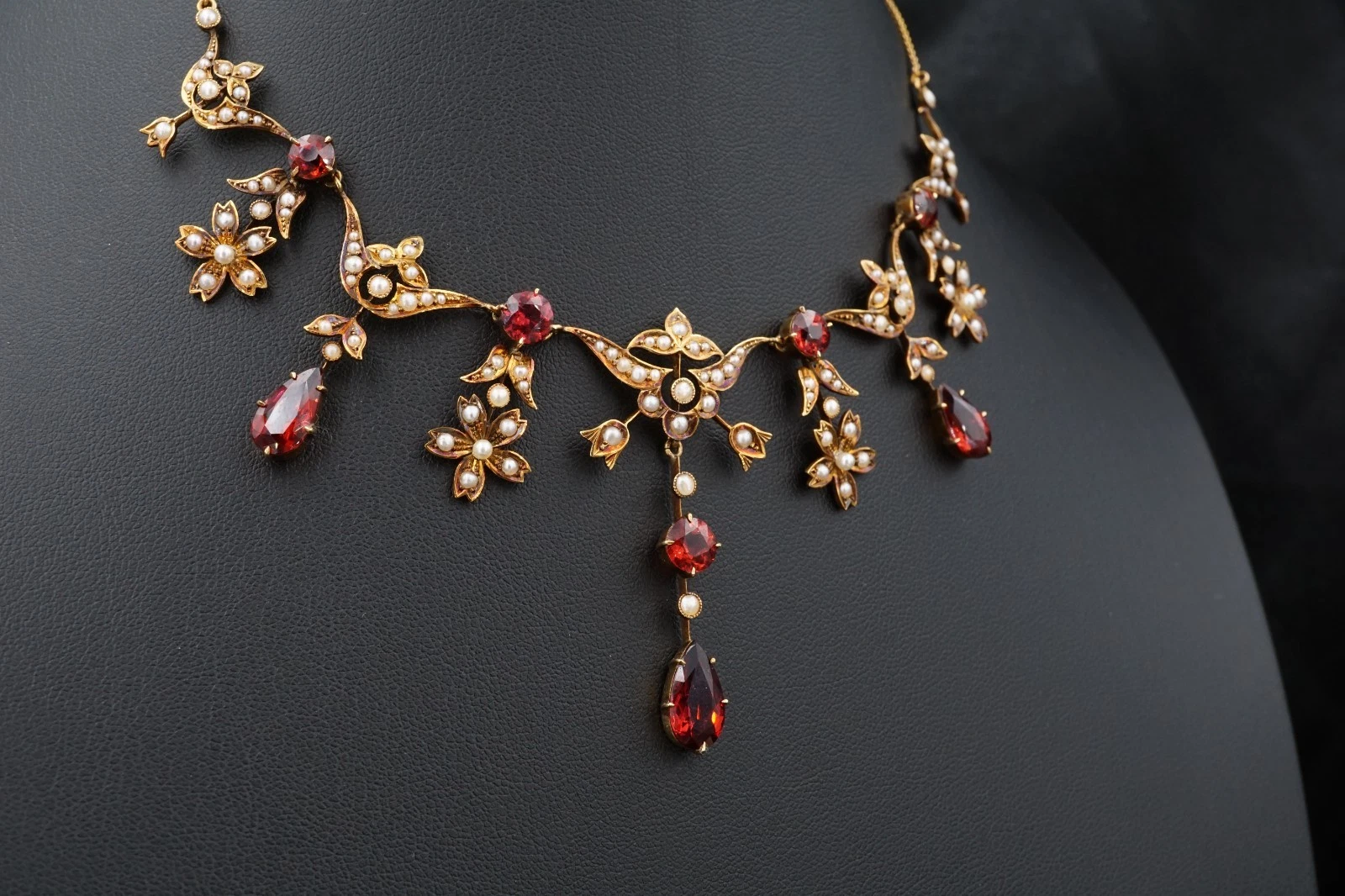 Antique 14K Gold Garnet Seed Pearl Garland Necklace Late Victorian 14.5", view 5
