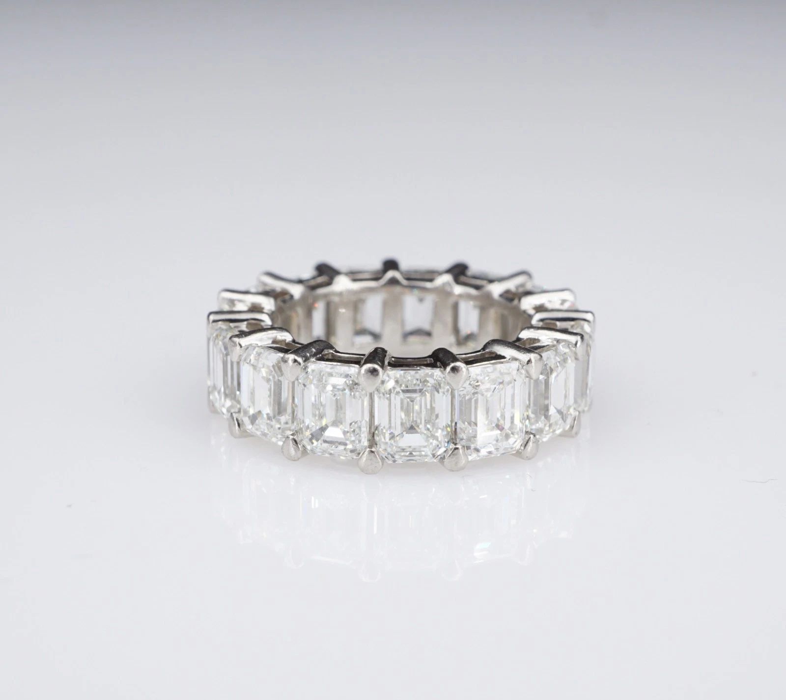 Platinum 9 ctw Emerald Cut Diamond Eternity Band Ring Size 4 GIA G VS, view 4