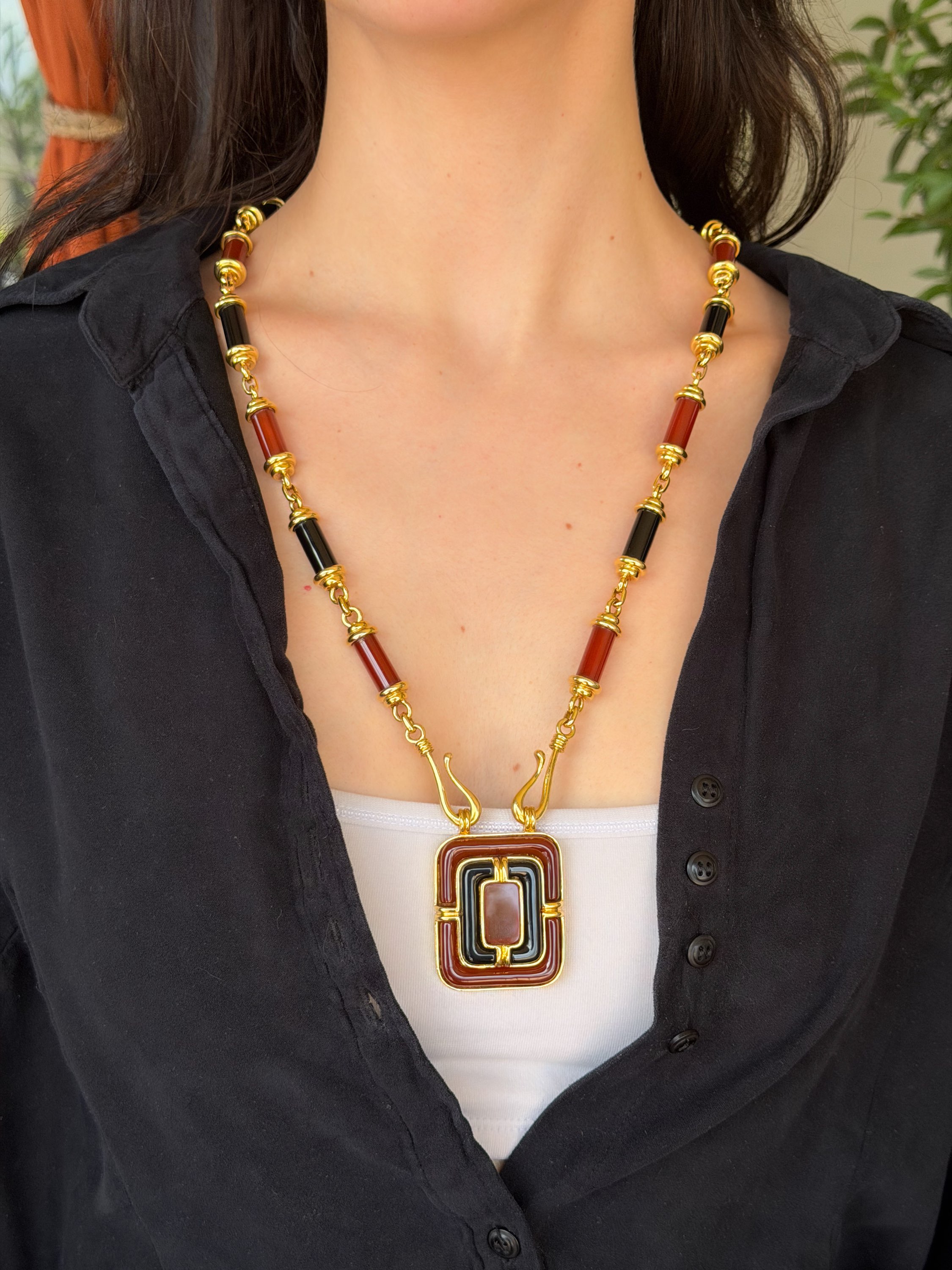 Tiffany Co 18k Carved Carnelian Onyx Inlay Pendant Necklace 28" Rare shown worn