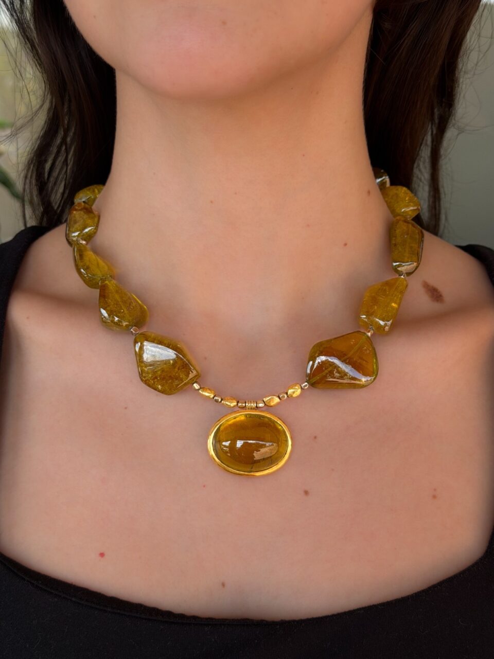 Darlene de Sedle 22k Gold Rare Grossular Garnet Necklace Designer shown worn