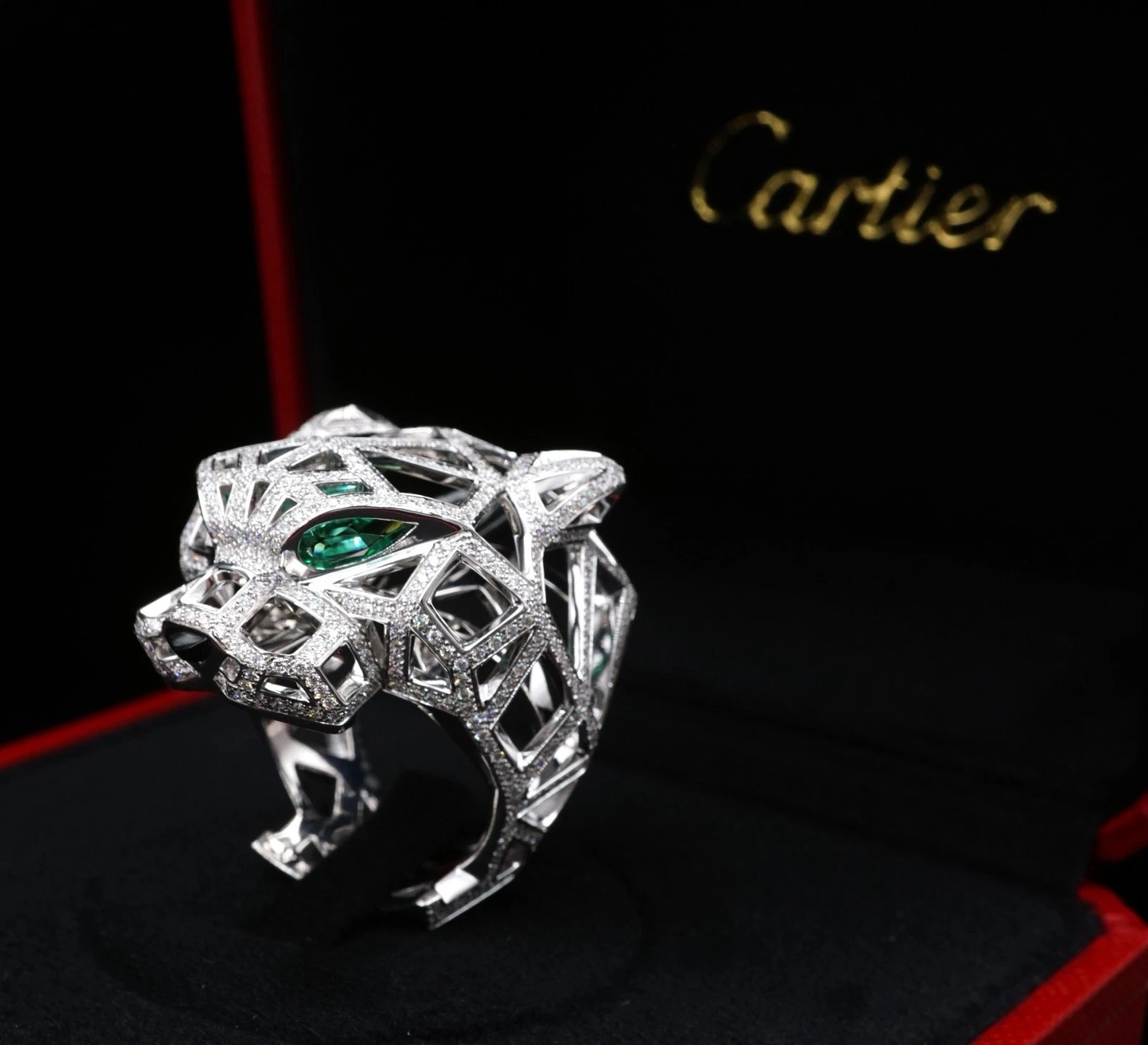 Cartier Panthère de Cartier 18k White Gold Diamond Ring Size 65 w/ Box, view 3
