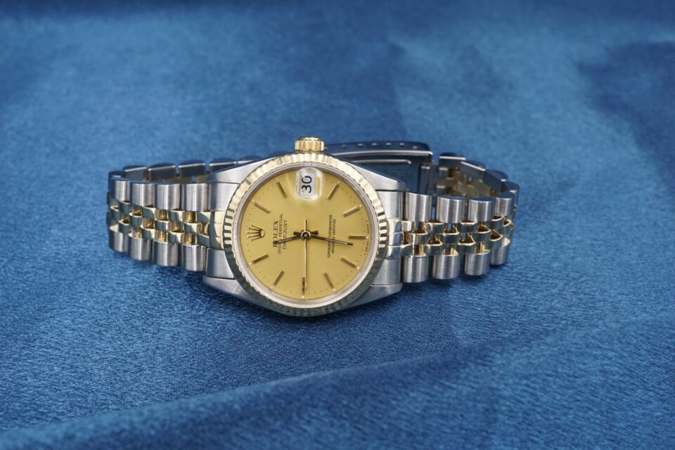 Rolex Datejust 68273 SS 18k 1993 Ladies 31mm Jubilee Bracelet Warranty, view 2
