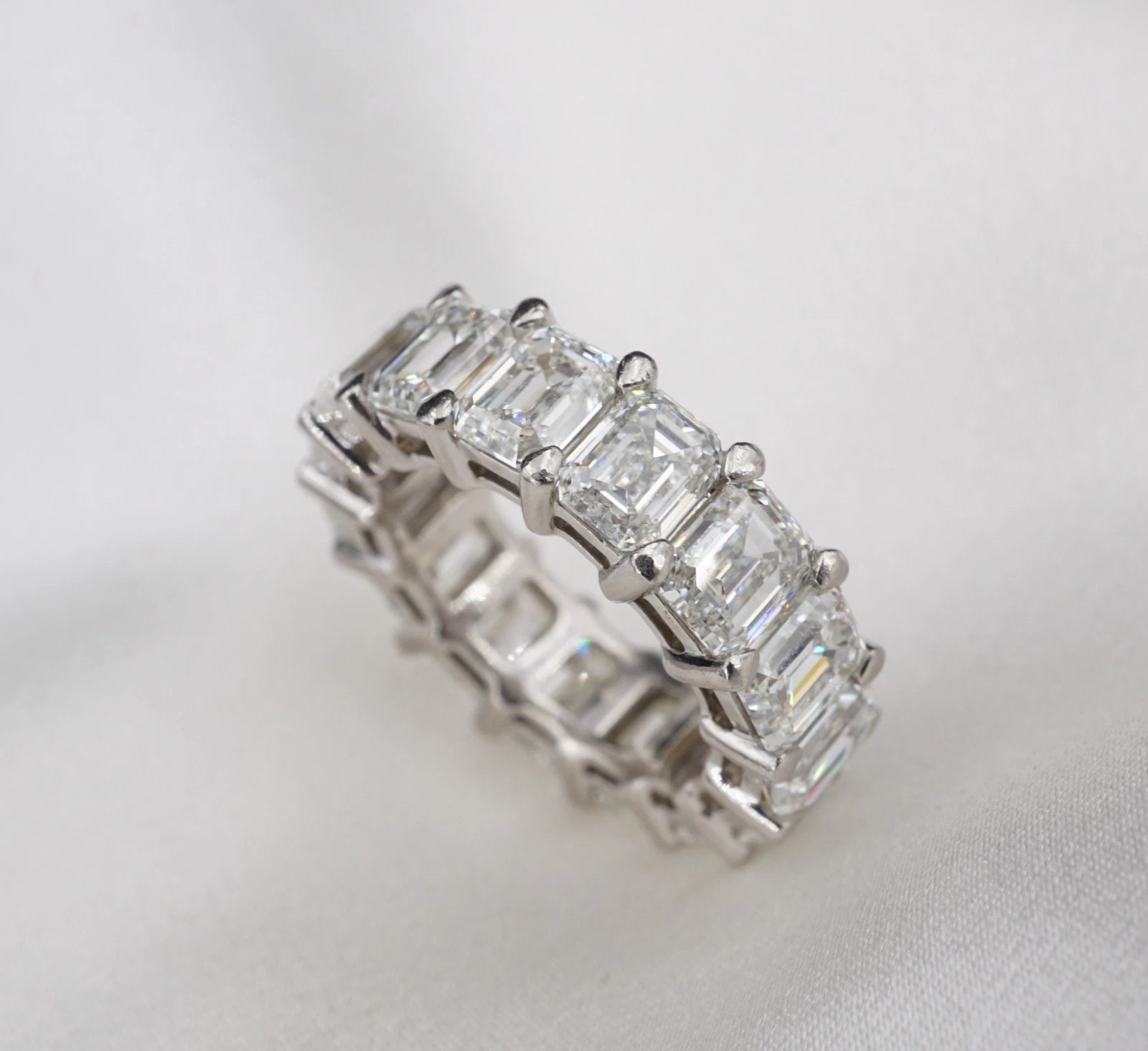 Platinum 9 ctw Emerald Cut Diamond Eternity Band Ring Size 4 GIA G VS, view 7