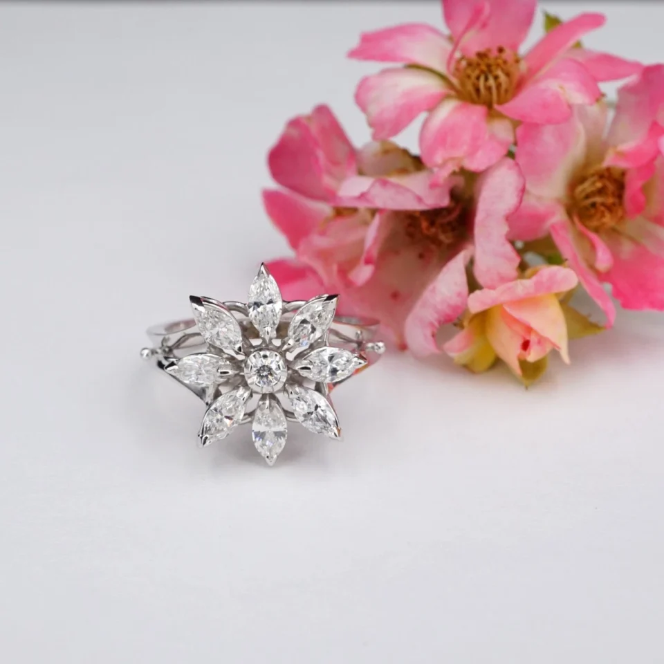 Asprey Diamond Ring Daisy Heritage Cluster 18k White Gold Size 6.5, view 3