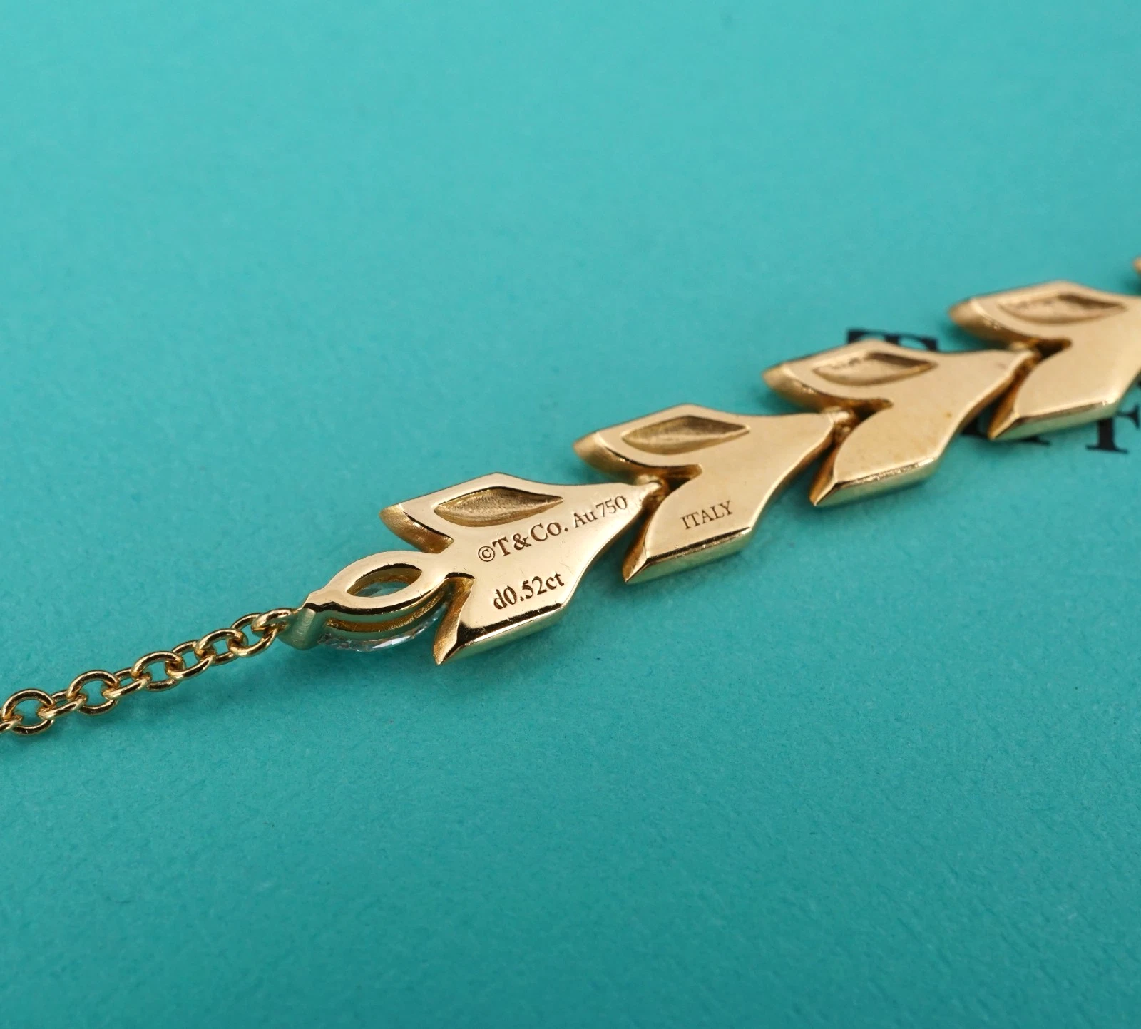 Tiffany & Co. Vine East West Pendant 18k Rose Gold Diamonds Box, view 8