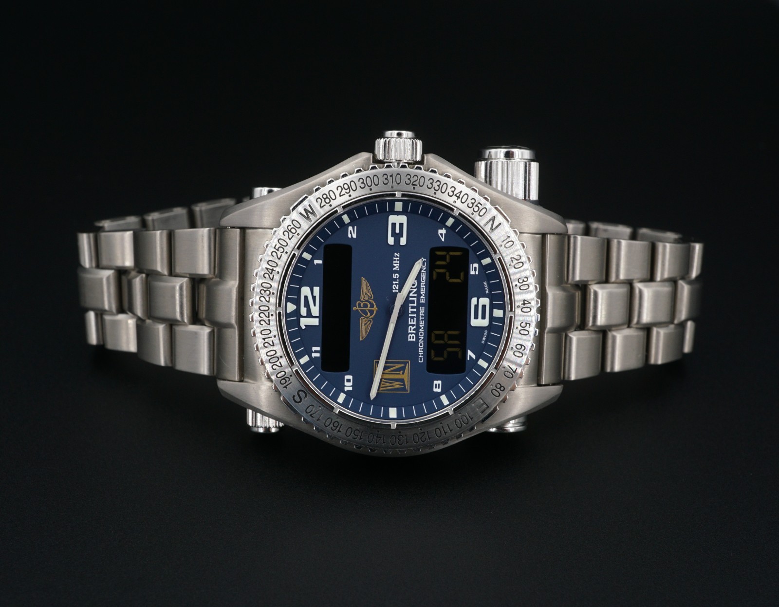 Breitling Emergency Chrono Titanium Watch "WN" Dial Box Papers 43mm E76321, view 2