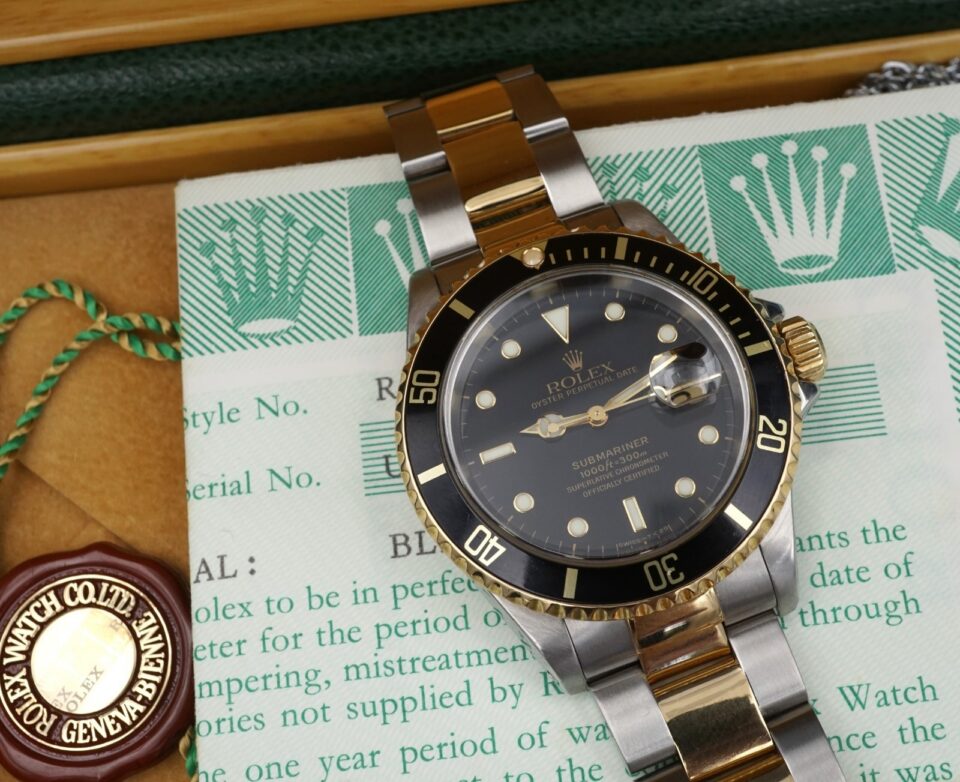 1999 Rolex Submariner SS 18k 16613 Black Dial 40mm Warranty Box Papers W1230
