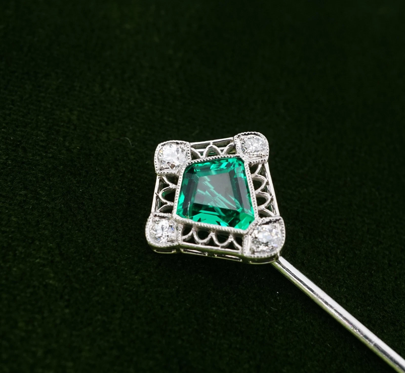 Platinum Colombian Emerald Natural OMC Diamond Stick Pin Antique Hat Pin, view 3