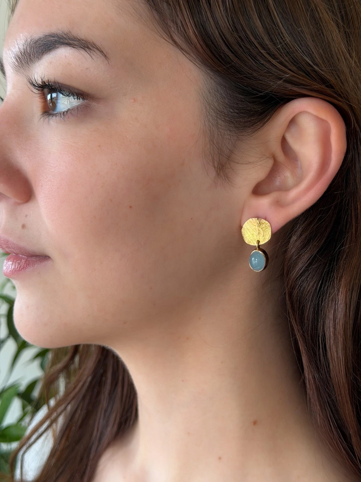 18k Earrings Tom Odell Aquamarine Hammered Disc Drop Yellow Gold 0.9" shown worn