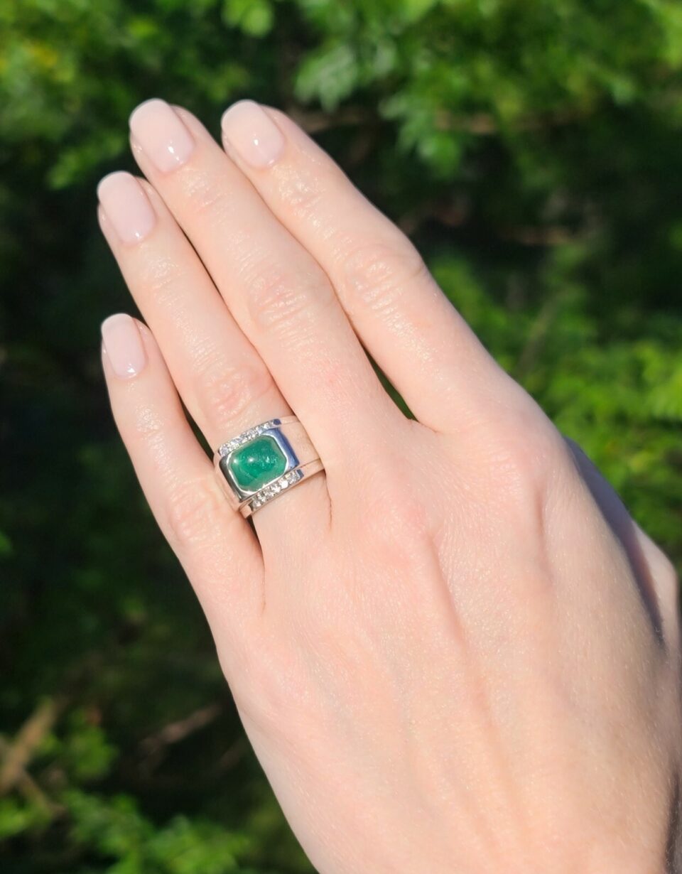 14k White Gold 4ct Diamond Sugarloaf Emerald Wide Band Ring Size 5 shown worn