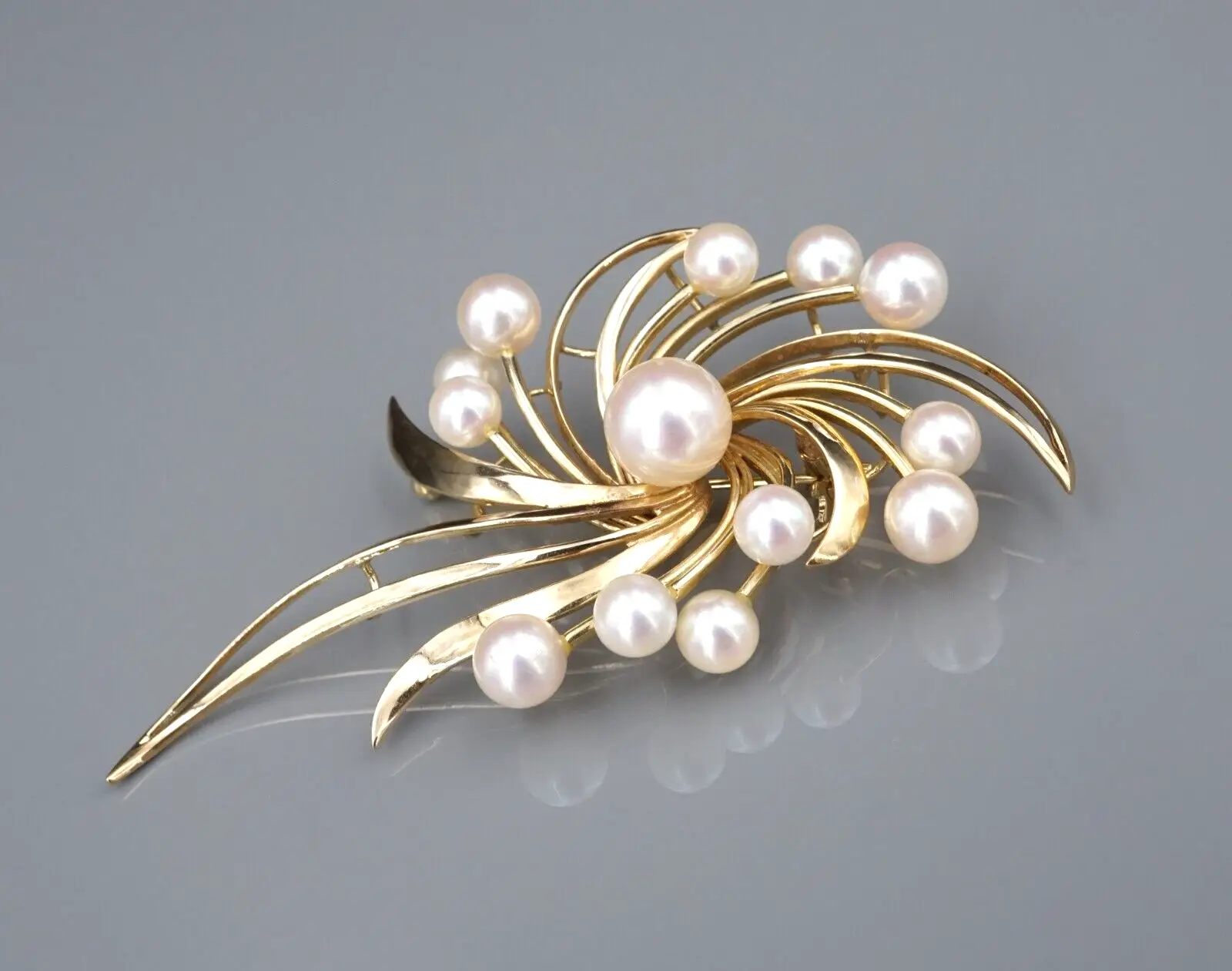 Mikimoto South Sea and Akoya Pearl Ribbon Brooch, 14k Yellow Gold, view 3