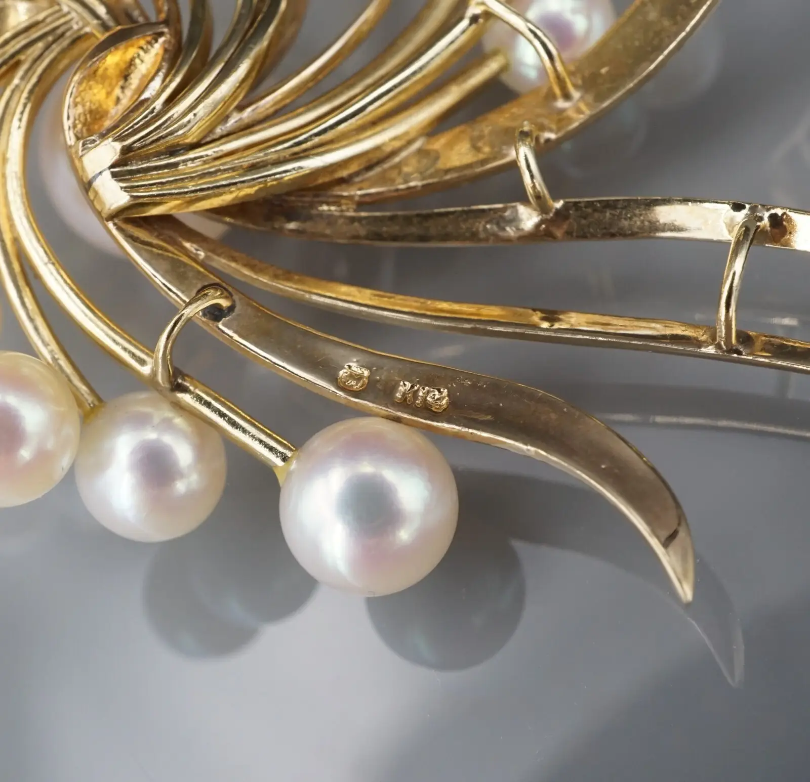 Mikimoto South Sea and Akoya Pearl Ribbon Brooch, 14k Yellow Gold, view 5